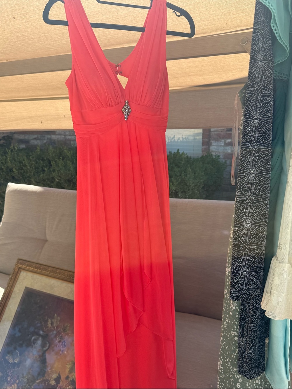 Elegant coral Sleeveless Evening Dress with Embellished Waist